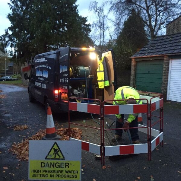 Blocked drains toilets sinks in Crowthorne